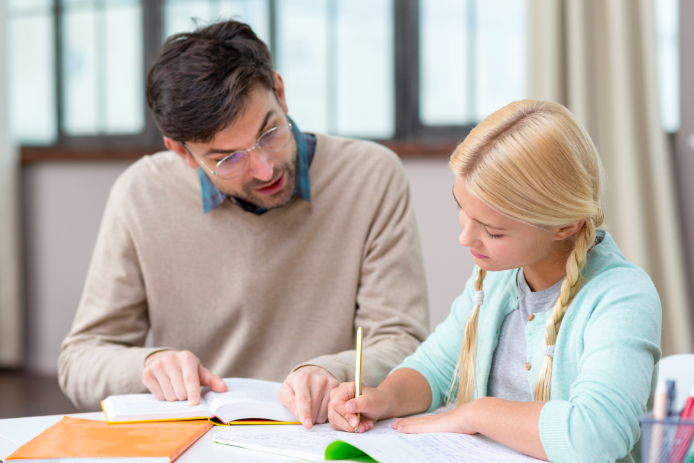 How to Choose The Right Tutor For You